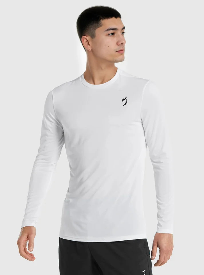 In this image a model wearing a white tshirt of Radowl winter collection this tshirt name is Endurance Full Sleeves T-shirt White and this tshirt is full sleeve to keep you warm during winter workouts.