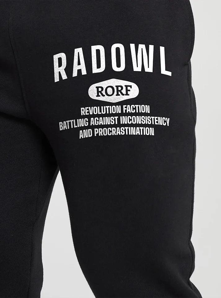 Gym joggers for men exercising at the gym, wearing breathable gym trousers for men elevate your workout lifestylle with Radowl Revolution Faction Joggers buy on radowl.co.in